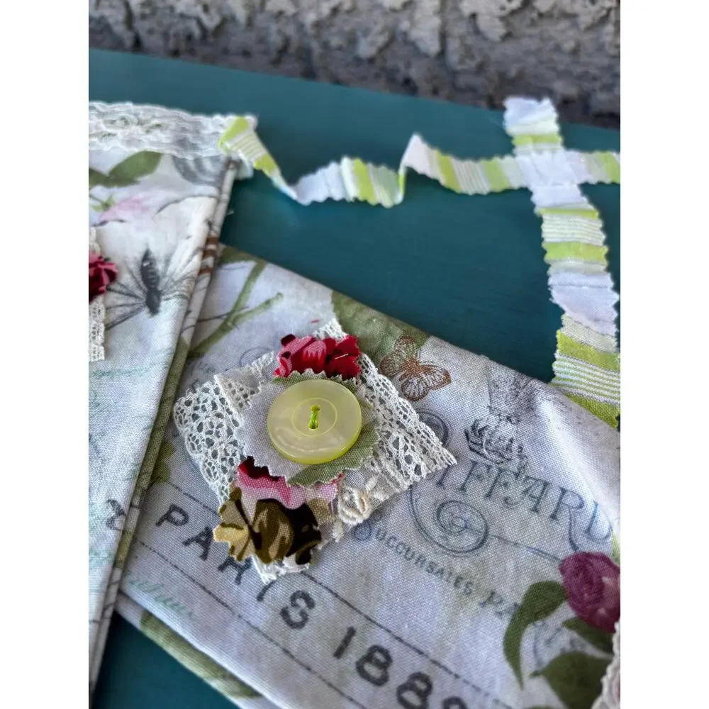 Handmade Paris Themed Gift Bag Set: Gift Wrapping Supplies